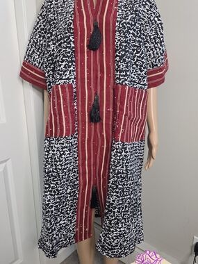 Black & White Printed Tunic with Burgundy Striped Trim